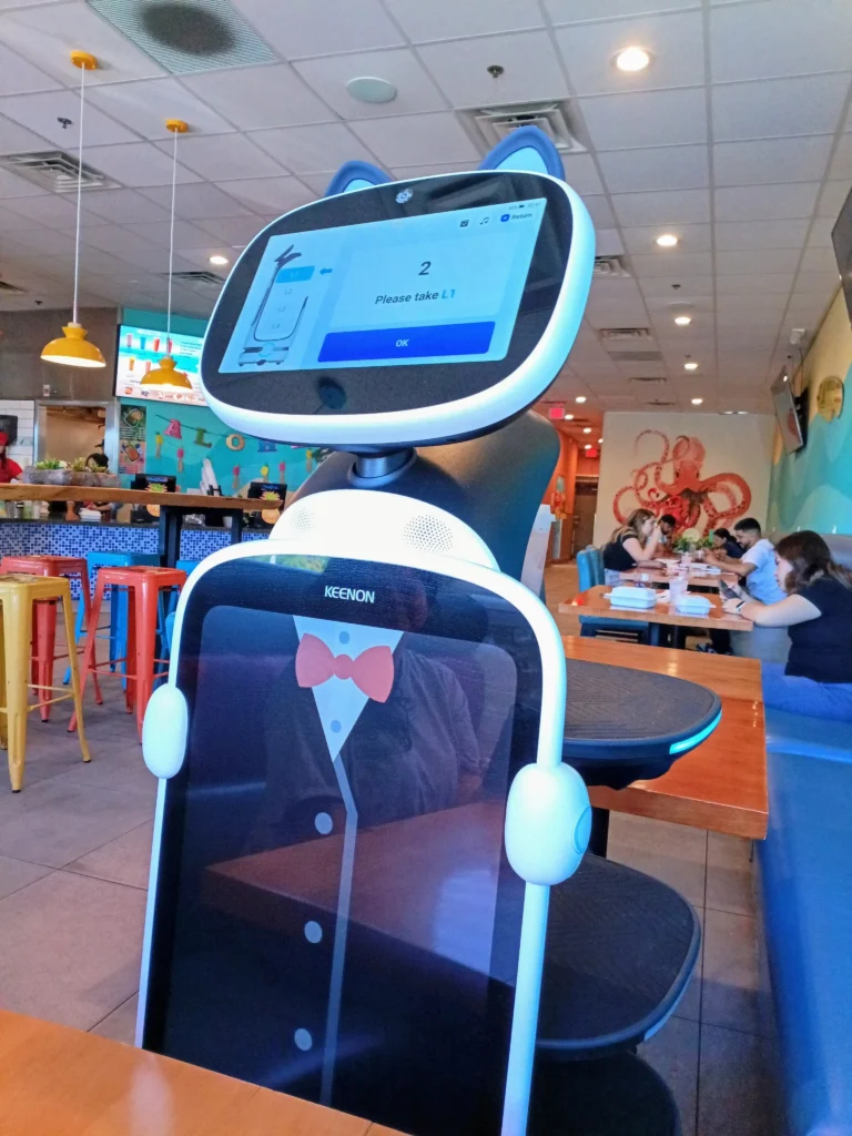 Aloha Express Introduces Kitty Robot Server in Visalia - Kitty robot server
