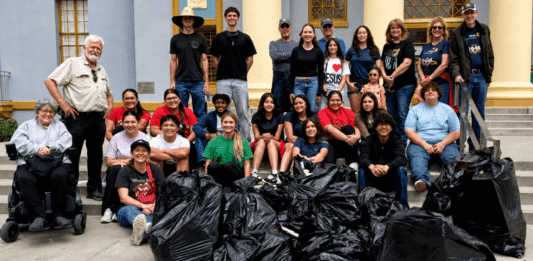 Hanford Youth and Rotarians Team Up for Downtown Cleanup, Strengthening Community Ties
