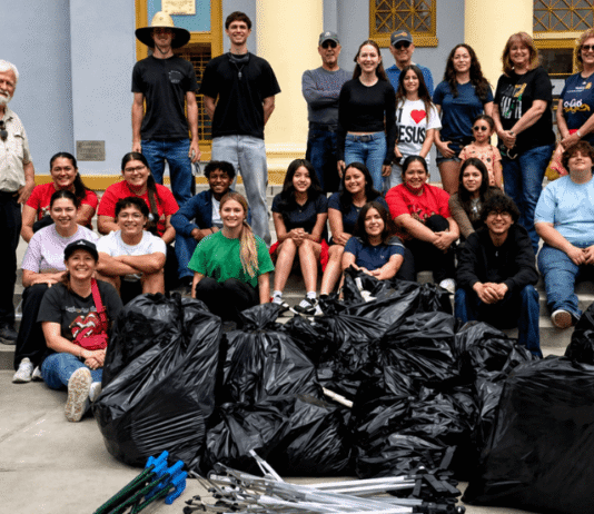 Hanford Youth and Rotarians Team Up for Downtown Cleanup, Strengthening Community Ties