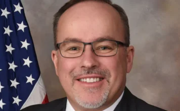 Former Mayor Says Travis Paden’s Proposal Is Designed to Discourage Him From Running Again Former Mayor Says Travis Paden’s Proposal Is Designed to Discourage Him From Running Again - travis-paden-social-media-policy-response